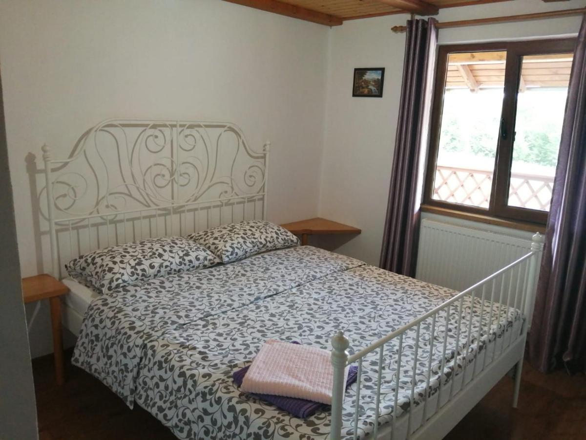 Pensiunea Dates Cîrţişoara 部屋 写真