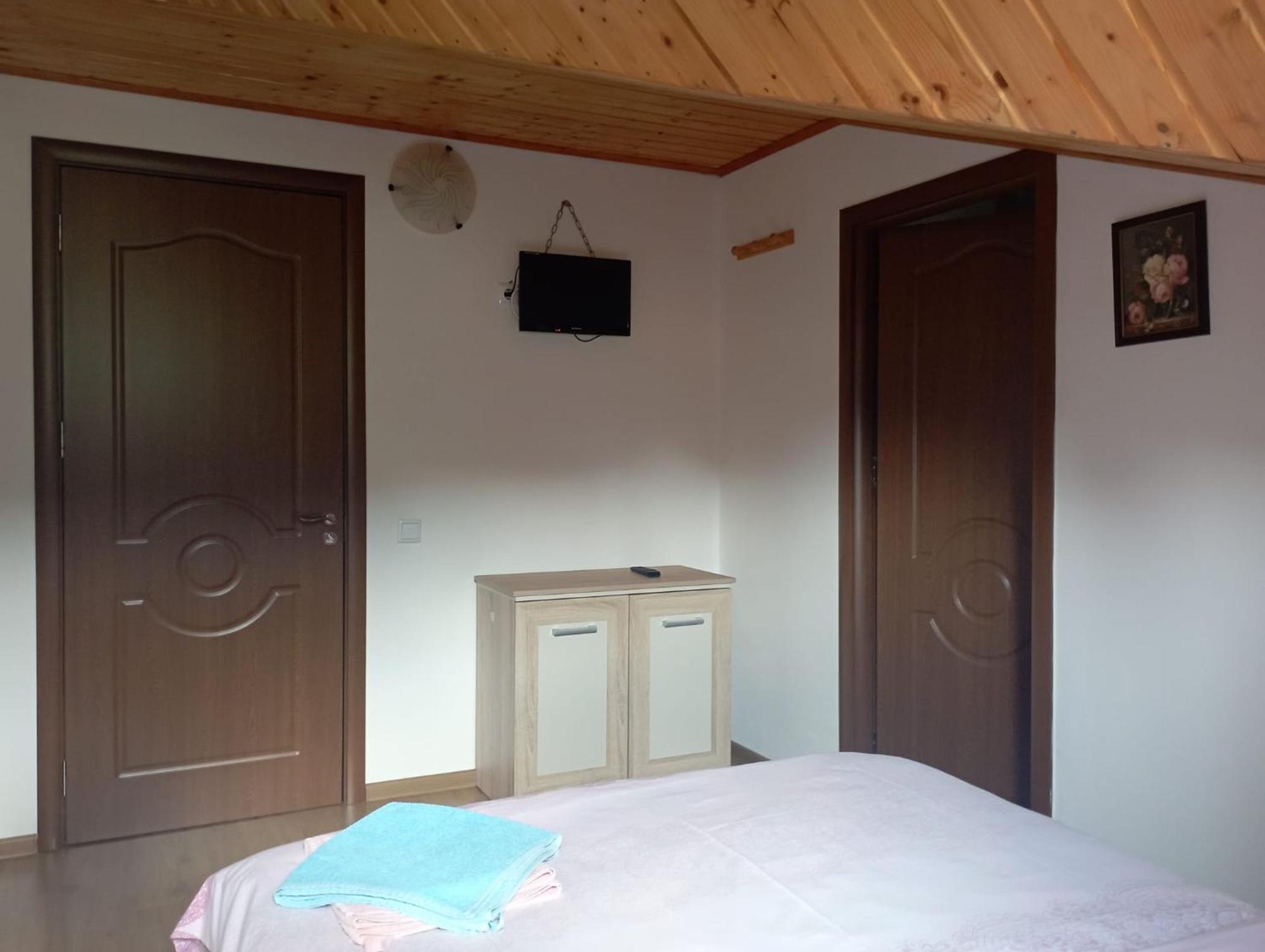 Pensiunea Dates Cîrţişoara 部屋 写真